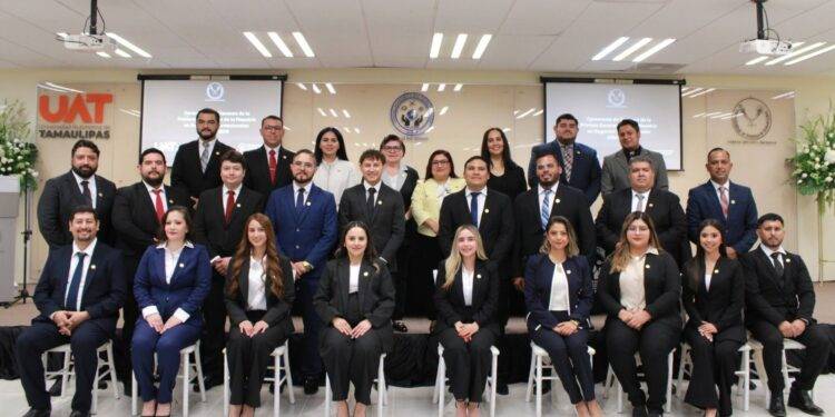 Entrega la UAT la primera generación de la Maestría en Negocios Internacionales en Río Bravo