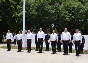 Entrega SSPT constancias a egresados del 22 escalón de Medicina Táctica Policial