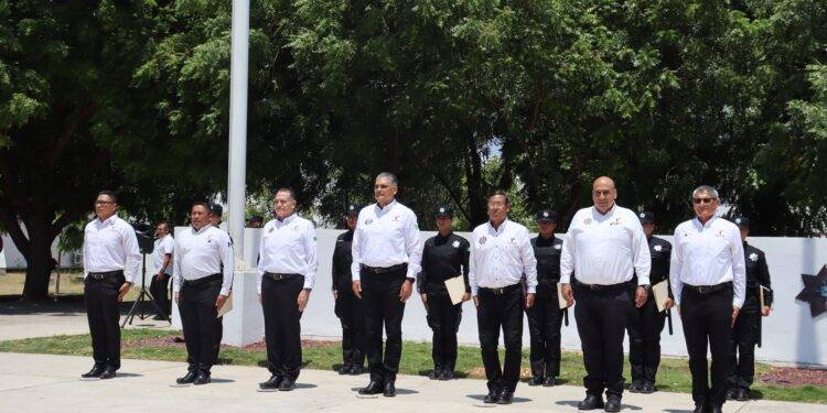 Entrega SSPT constancias a egresados del 22 escalón de Medicina Táctica Policial