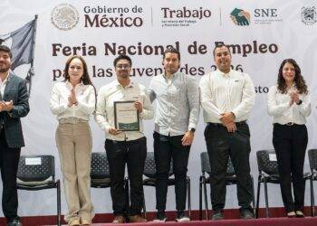 Feria de Empleo de la Juventud acercó 450 vacantes a buscadores de trabajo en Nuevo Laredo