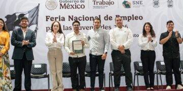 Feria de Empleo de la Juventud acercó 450 vacantes a buscadores de trabajo en Nuevo Laredo
